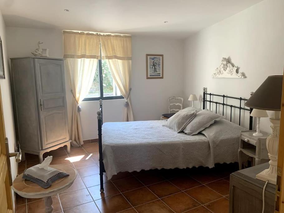 Appartement Bas De Maison Lavilledieu  Eksteriør bilde